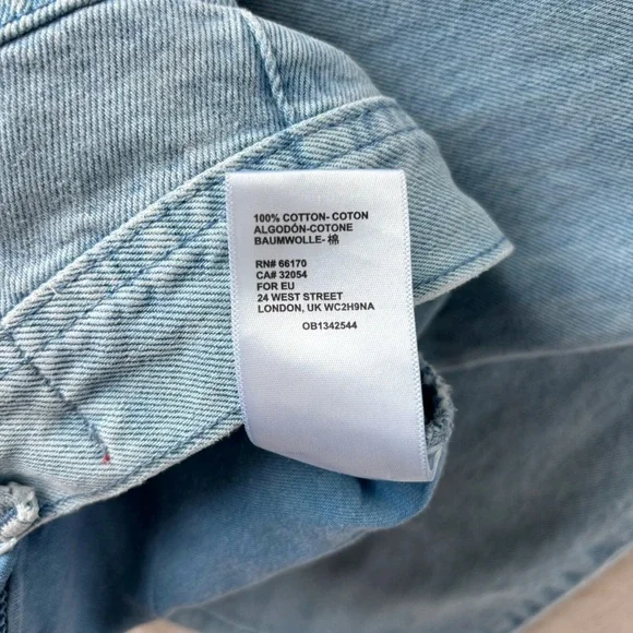 ‼️SOLD‼️BDG low rise straight leg bow fit light wash relaxed fit blue jeans - Picture 7 of 9